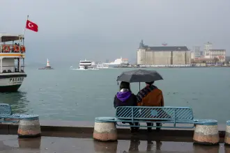 Sıcaklık düşüyor, sağanak geliyor: AKOM'dan İstanbul'a kuvvetli yağış uyarısı