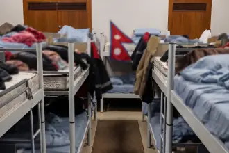 Nepalli işçiler Köksan’da: Konteynerde yaşam, sıfır sigorta