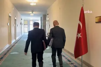 YENİ Parti'nin kuruluş dilekçesi İçişleri Bakanlığına götürülüyor
