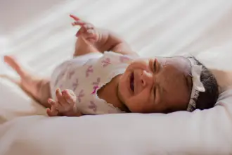 Nörobilim açıklıyor: Bebek ağlaması neden beynimizi bıçak gibi keser?