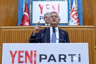 CHP'de peş peşe istifalar: Kimler istifa etti, kimler Yeni Parti'ye geçti?
