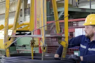 Çelik Halat’ta TİS delinmek isteniyor: İşçiler mesaiye kalmama eylemine başladı