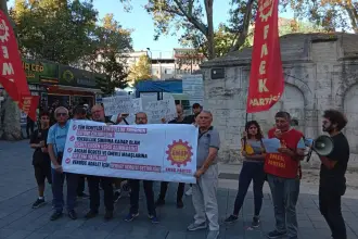 EMEP Gebze, yoksullukla mücadele kampanyasında toplanan imzaları kamuoyuna duyurdu