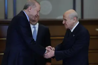 Bahçeli'den başkanlık sistemine revizyon ve yeni anayasa çağrısı
