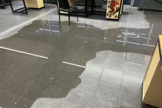 İTÜ'de sınıfı ve yurdu su bastı