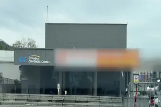 İstanbul'daki ‘Unreal x Jeton’ konserinde fenalaşan 3 kişiden 1'i yaşamını yitirdi