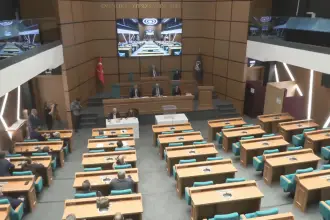 'Meşru değil': Üsküdar Belediye Başkan Vekili AKP'li Sarıoğlu oldu