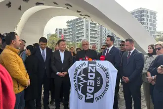 İZDEDA İzmir Depremi’nde yaşamını yitirenleri andı: Önlemler alınırsa yeni felaketin önüne geçilir