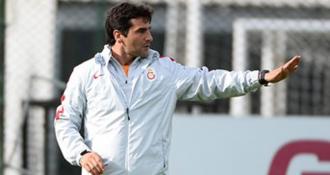 Galatasaray'ın yeni teknik direktörü Orhan Atik kimdir?
