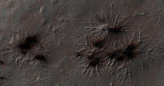 Mars yüzeyinde 'örümcek'ler