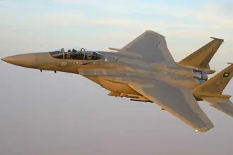 Suudi Arabistan'dan Yemen'e hava saldırısı: Sana Havalimanı hedef alındı