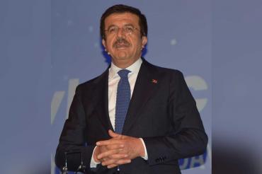 AKP'li Nihat Zeybekçi: Katliam ayrı ticaret ayrı!