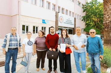 Sarayköylülerden toplanan bine yakın imza Çevre ve Şehirciliğe teslim edildi