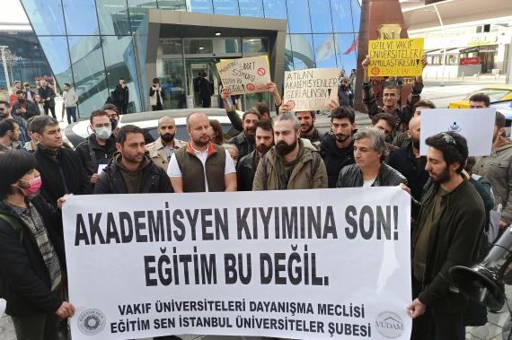 Vakıf Üniversitesi akademisyenlerinin açıklaması