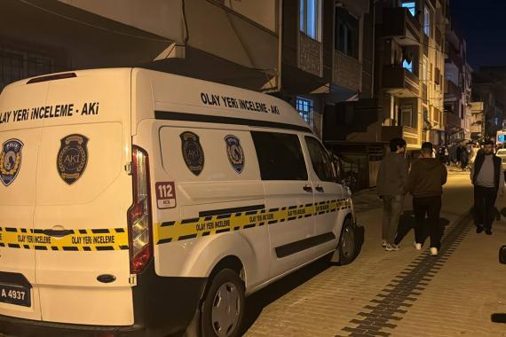 İstanbul Küçükçekmece'de bir kadın evinde ölü bulundu