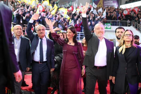 HDP'nin 4. olağan kongresi açılışından bir fotoğraf.