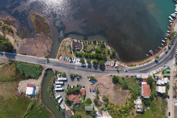 Halk diliyle “Kızkumu”, jeolojik anlamda “kum seti” ya da “kum dili” diye adlandırılan jeolojik oluşum 