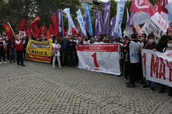 İzmir'de 1 Mayıs kutlandı