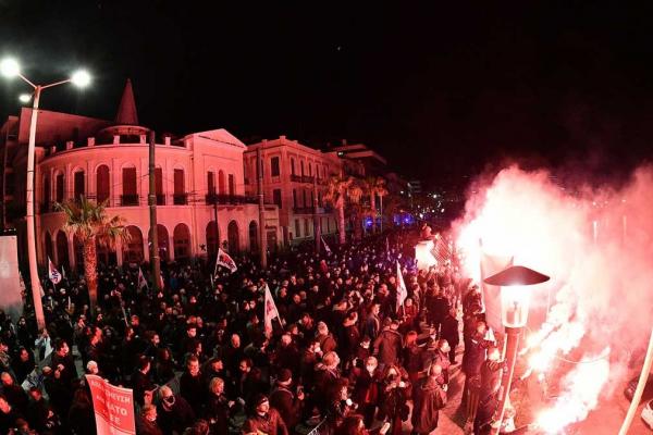 Yunanistan'da savaş karşıtı yürüyüş