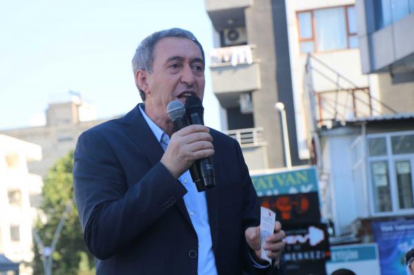 HEDEP Eş Genel Başkanı Tuncer Bakırhan, Batman'da halk buluşmasında
