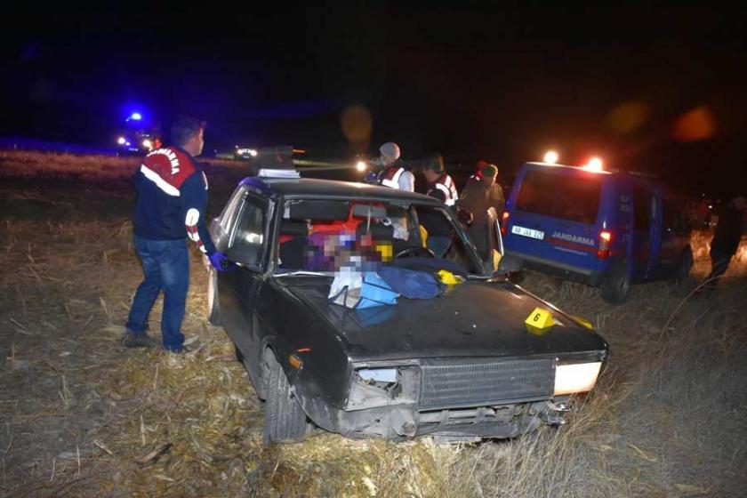 Aksaray'da 1'i kadın 2 kişi otomobilde öldürüldü