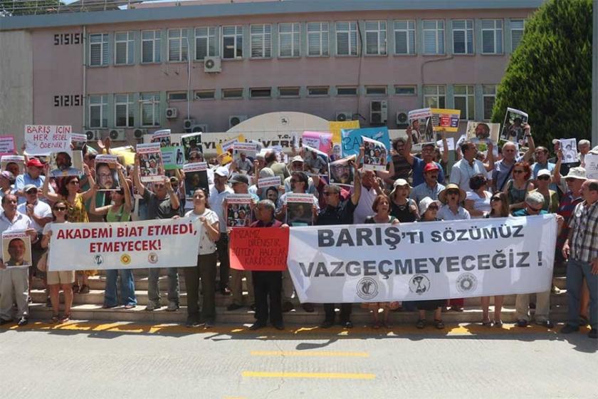 Akademisyenlerini ‘karşı bildiri’ci MHP’li üye soruşturacak