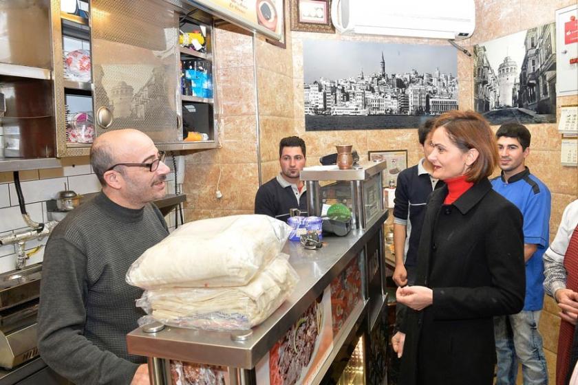 Hedefe konulan Canan Kaftancıoğlu'dan esnaf ziyareti