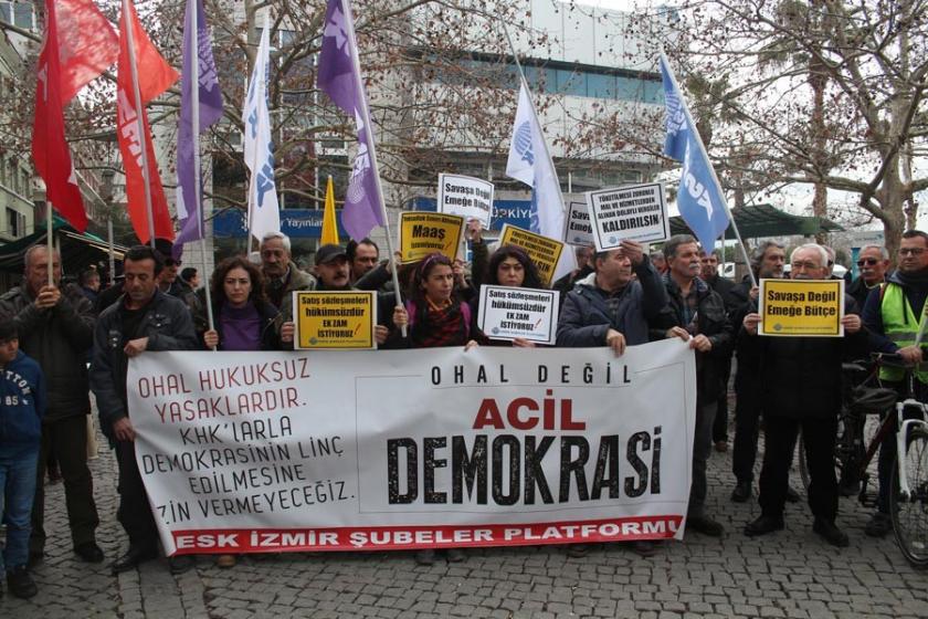 KESK İzmir: Demokrasi ve ek zam istiyoruz