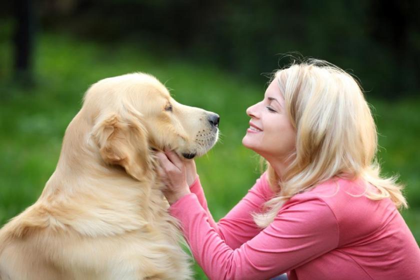 Kadınlar köpekleri erkeklere oranla daha iyi anlıyor