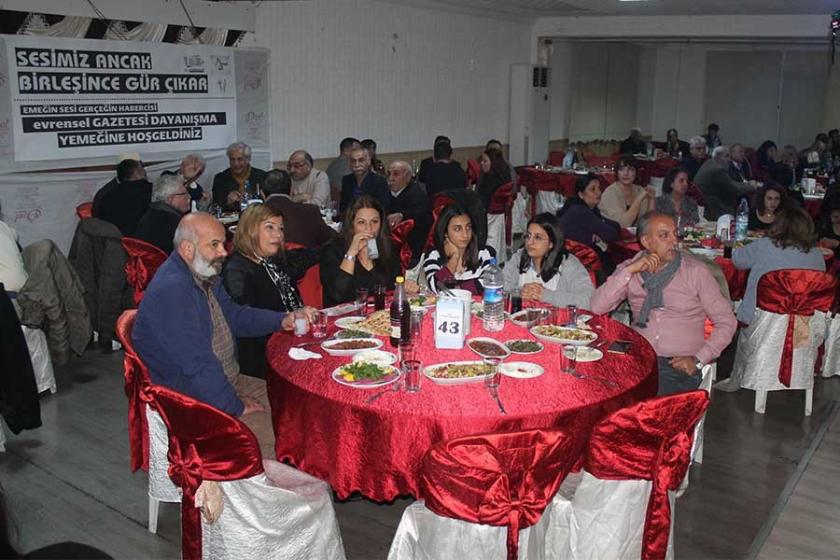 Adana’da Evrensel’le dayanışma yemeği düzenlendi