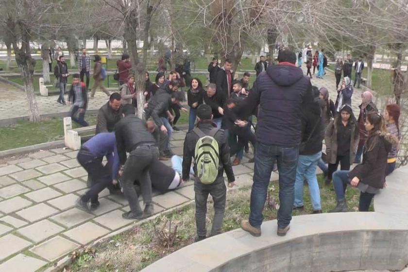 'Kürtçe ıslık' çalan öğrencileri darbeden polise takipsizlik