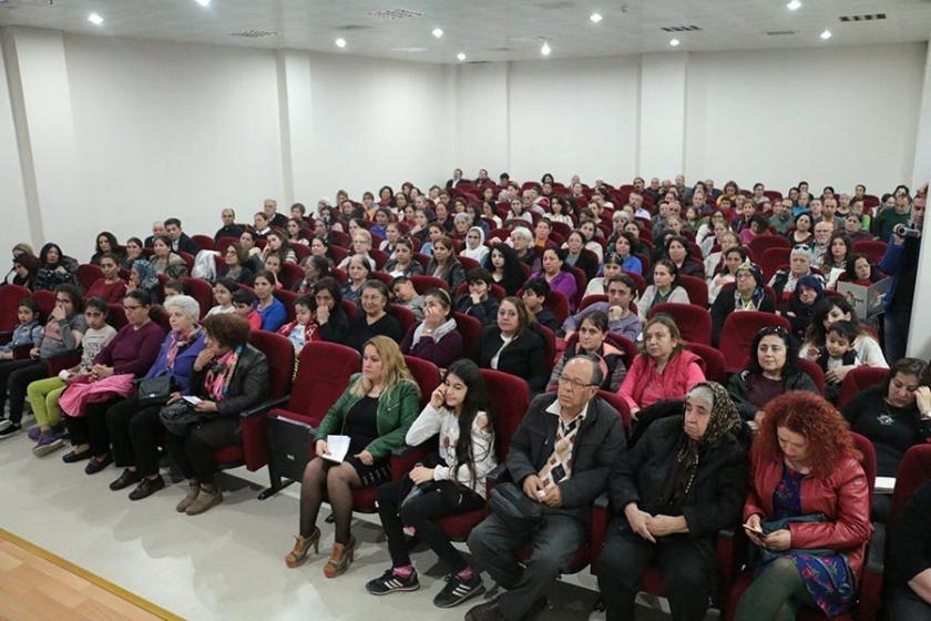 Bornova Kadın Dayanışma Derneği resmi kuruluşunu açıklıyor