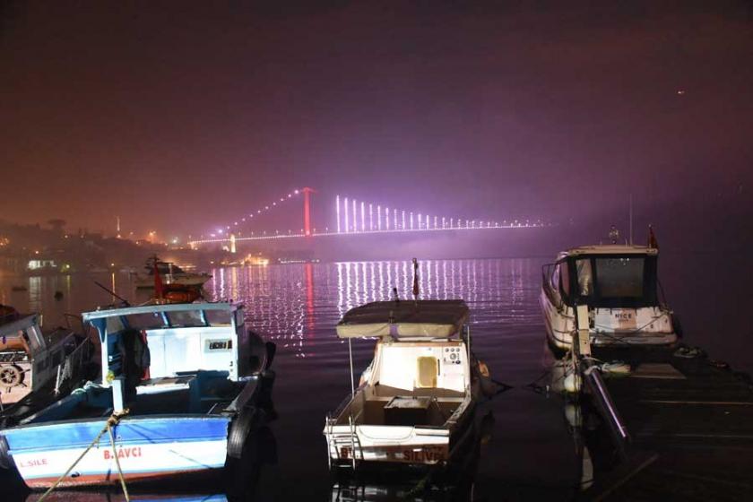 İstanbul'da sis etkisini devam ettiriyor