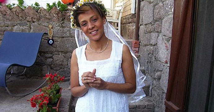 Defne Joy Foster davasında hapis cezası verildi