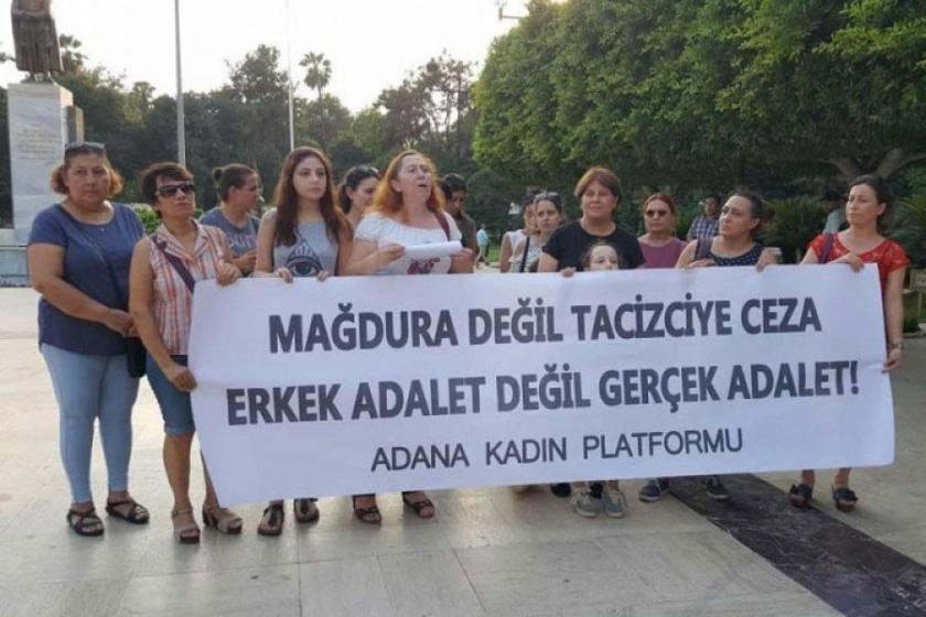 Kadın çalışanların en büyük dertlerinden biri: İşyerinde taciz