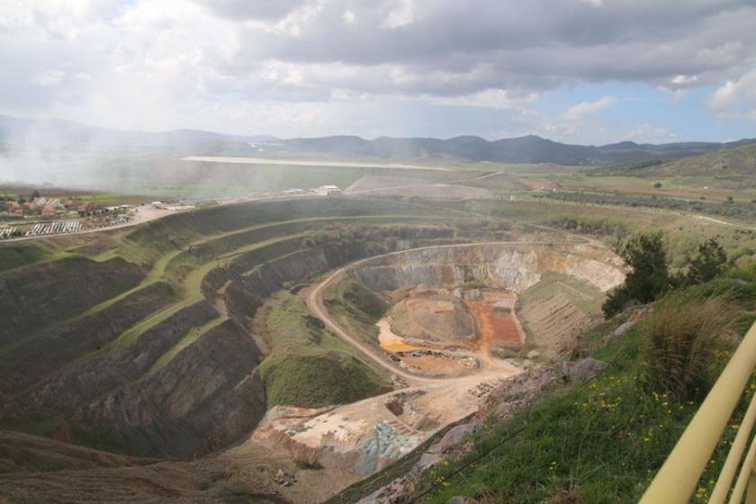 'Sınırsız ÇED Yönetmeliği' Bergama'da devrede