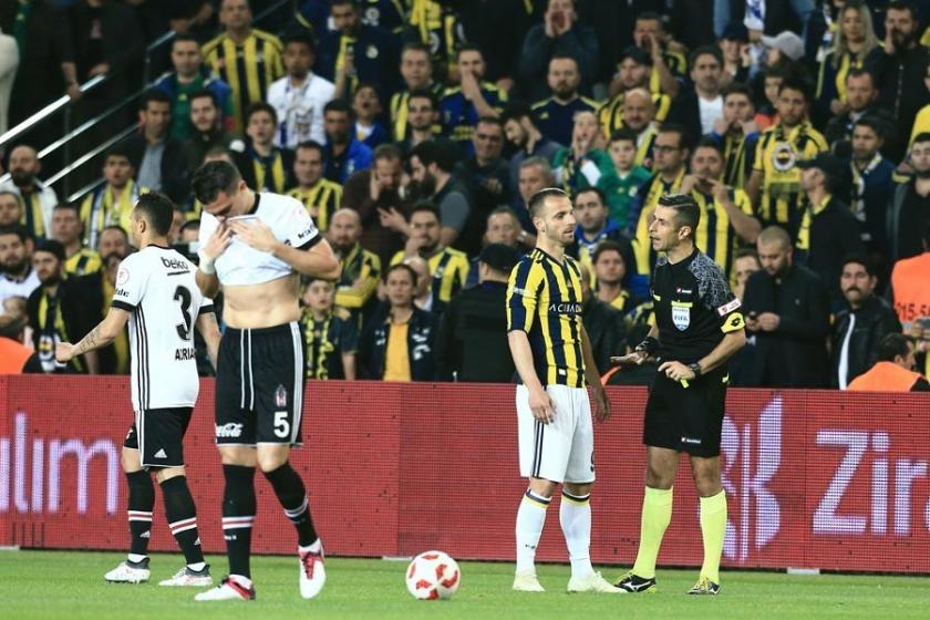 Fenerbahçe-Beşiktaş derbisini Mete Kalkavan yönetecek