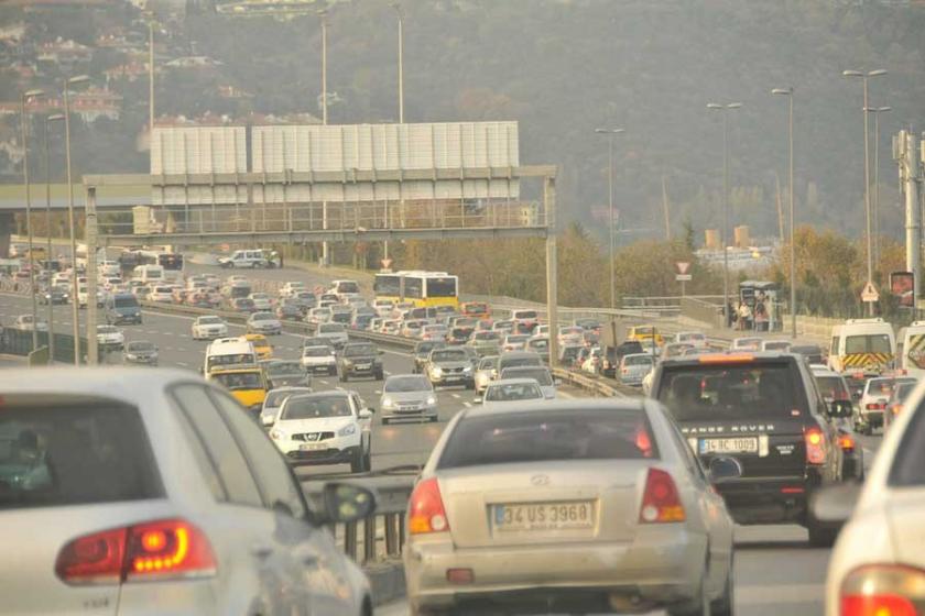 Trafiğe kayıtlı araç sayısı 22 milyonu aştı