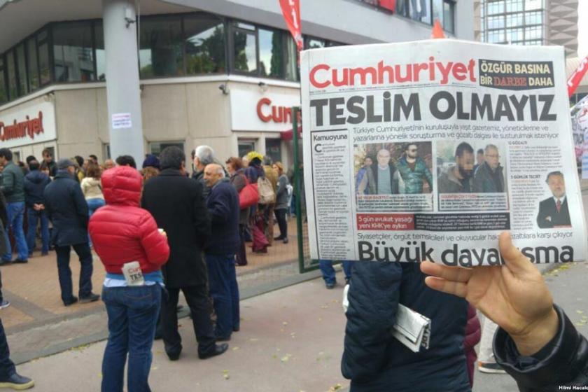 Affirmatory ruling in Cumhuriyet trial: Eight people back to jail