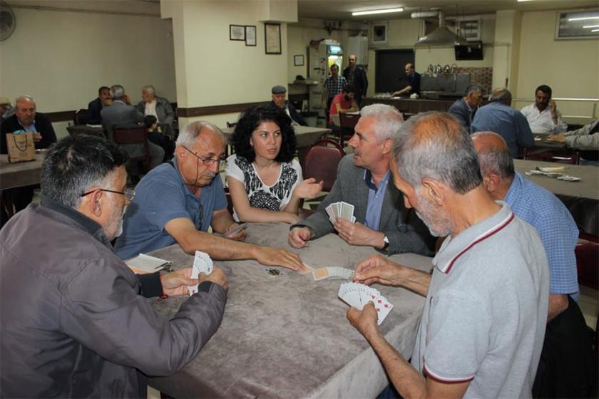 Seçime doğru: ‘Ya daha kötüsü olursa’ tereddütünü gideren kazanır