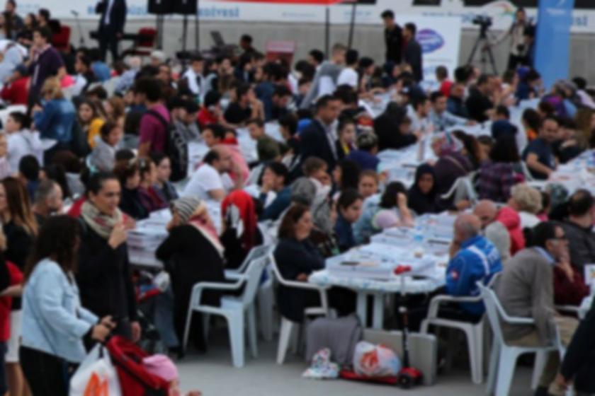 Konya Büyükşehir Belediyesinin iftar yemeğinden 200 kişi zehirlendi