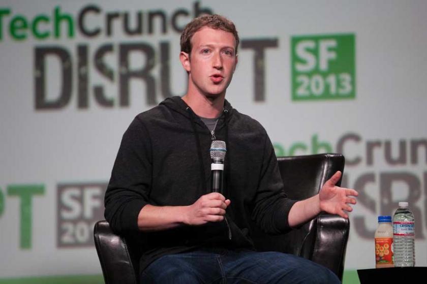 Mark Zuckerberg Avrupa Parlamentosunda ifade verdi