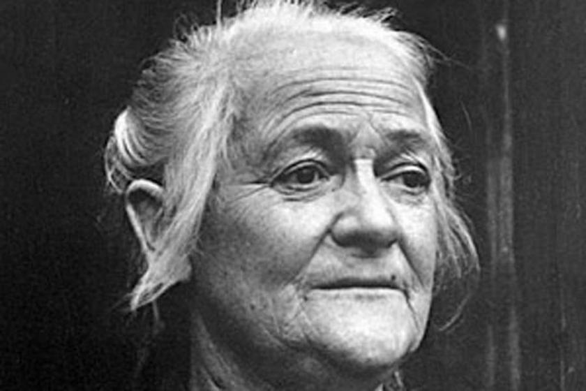 Clara Zetkin'i hatırlayalım; Kadınların oy hakkını verin!