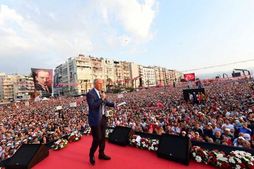 Muharrem İnce'nin İzmir mitingine katılım yoğun oldu