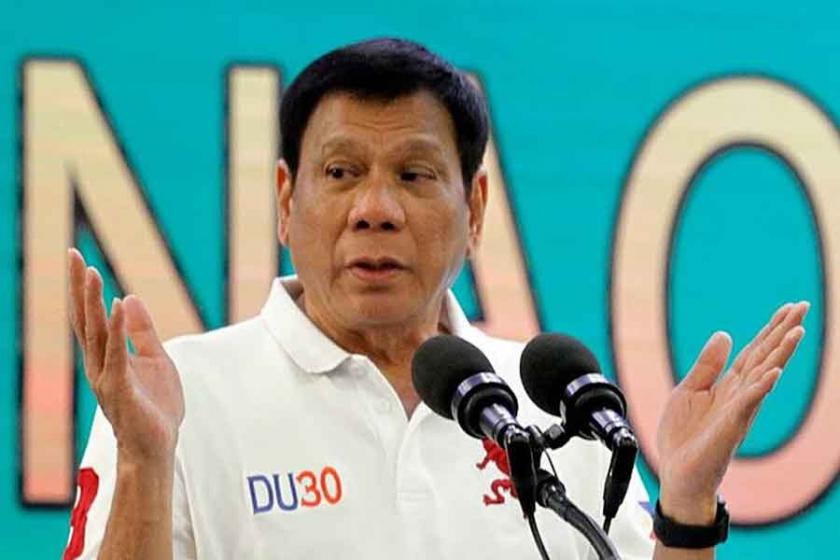 Filipinler Başkanı Duterte: Kanada çöplerini almazsa savaş açarız