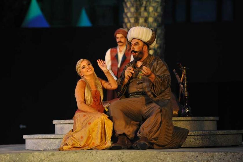 Müze bahçesinde opera: Saraydan Kız Kaçırma