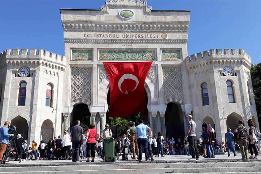 İstanbul Üniversitesinde öğrenciler can güvenliği istiyor