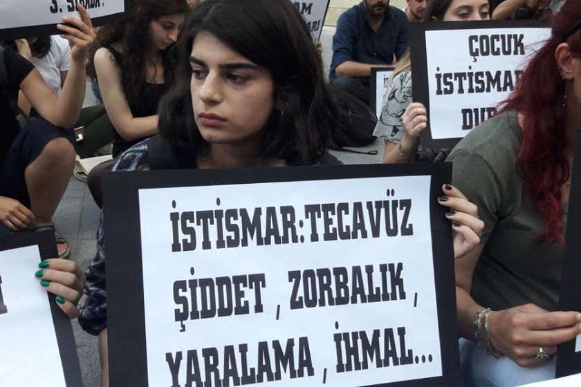 Kağıthane'de taciz şüphelisi darbedildi