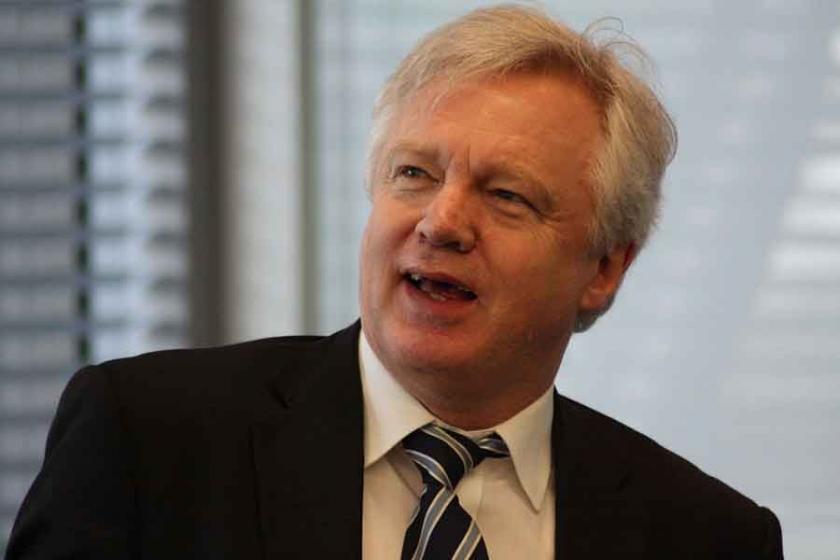 İngiltere Brexit Bakanı David Davis istifa etti