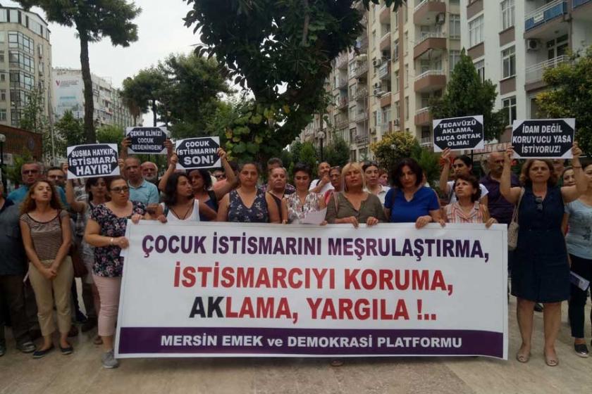 ‘Şeriatta haram olan, tarikatta helaldir’ diyerek istismar etti